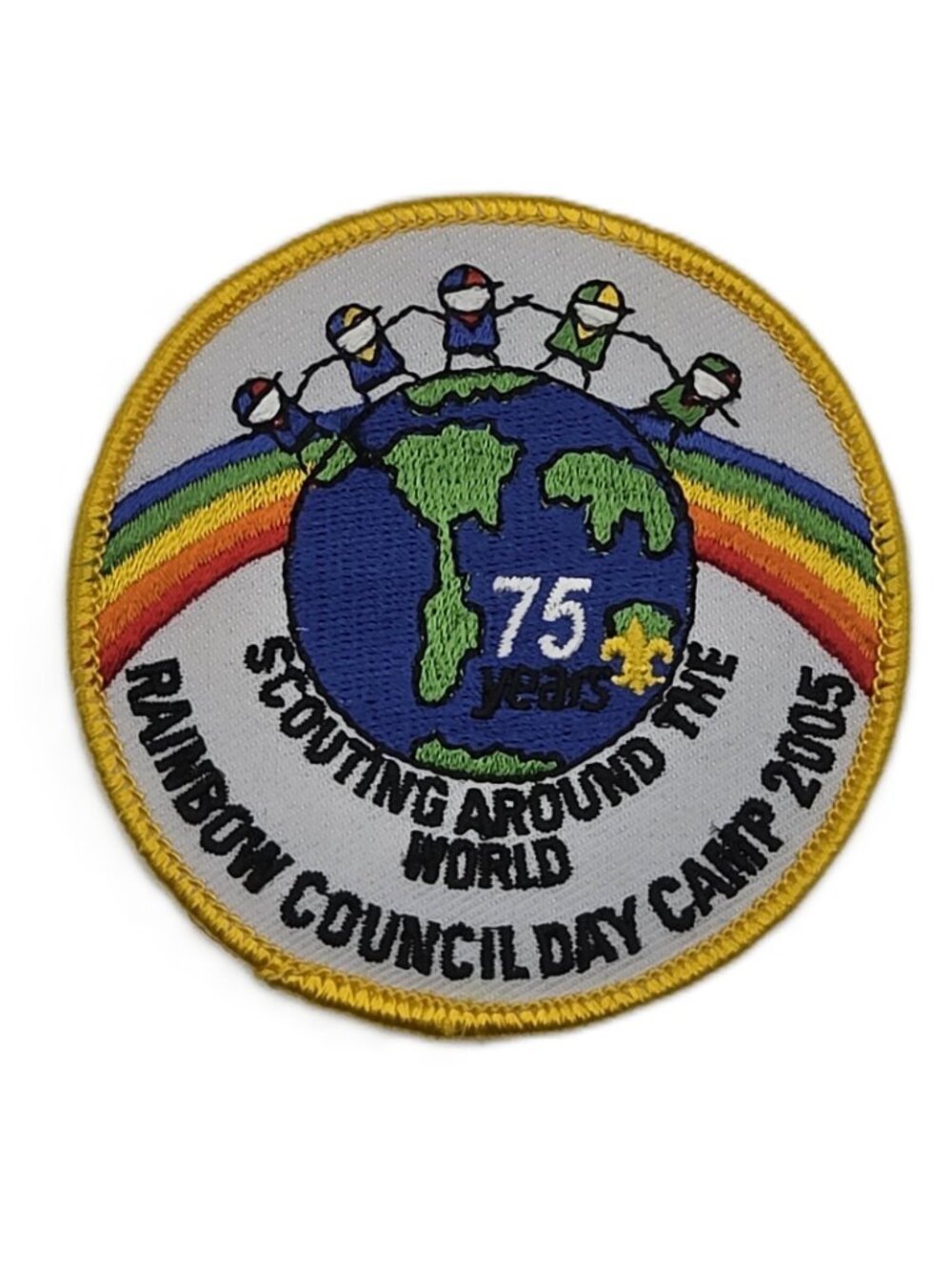 2005 Rainbow Council Day Camp 75 Years Scouting Around World Patch NOS
